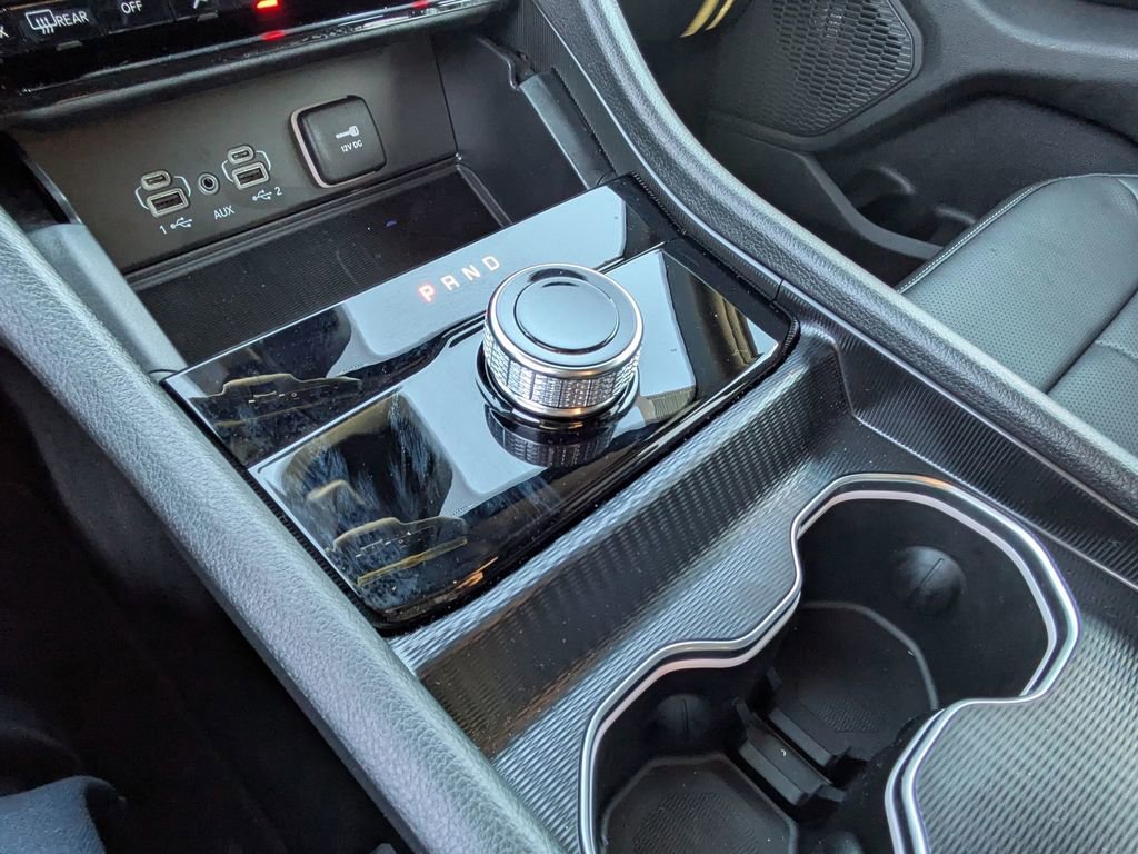 New 2025 Jeep Grand Cherokee L Limited w/ Luxury Tech Group II image 24