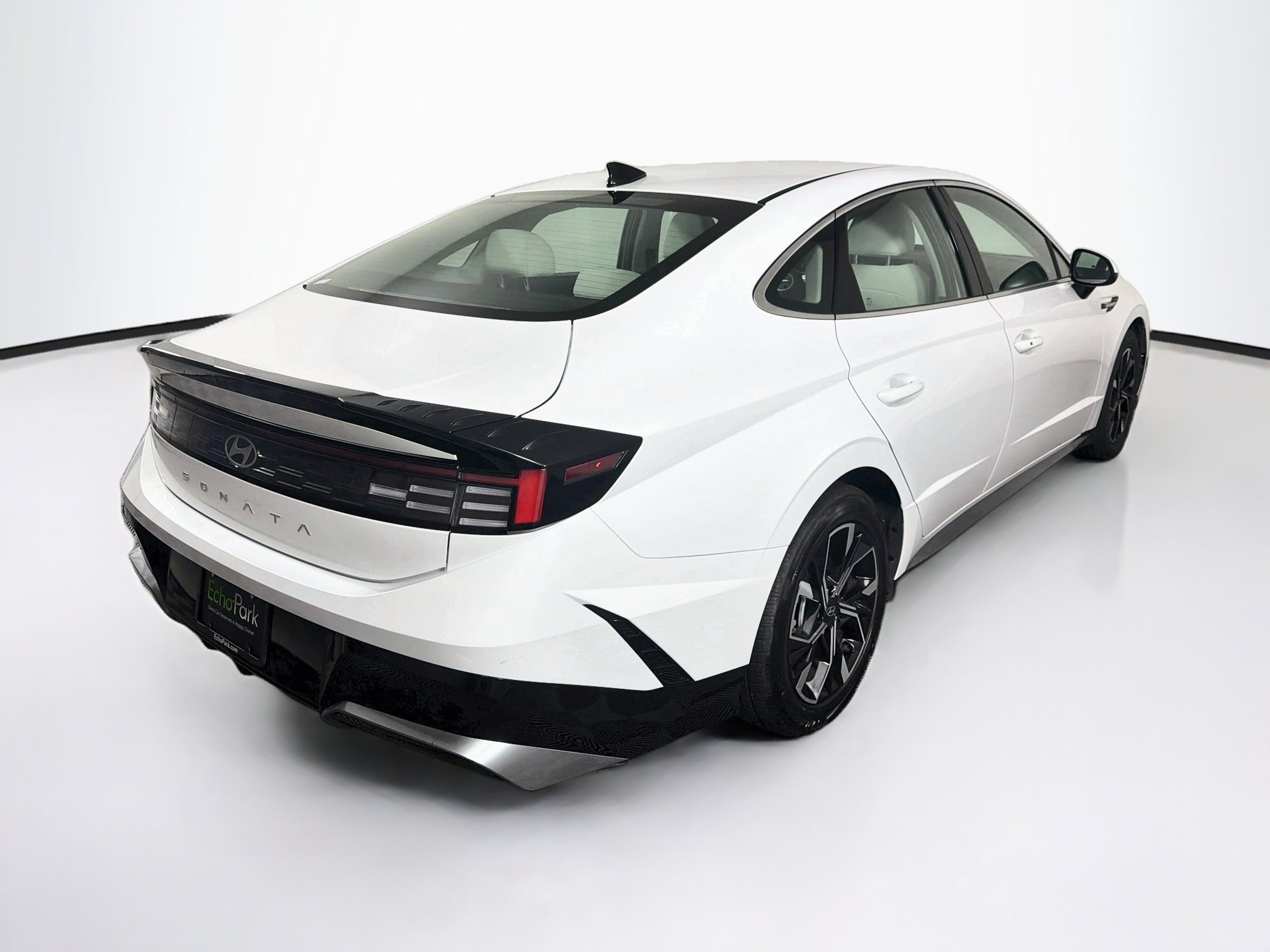 Used 2025 Hyundai Sonata SEL FWD image 9