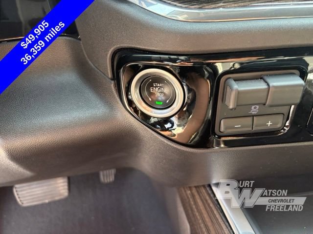 Used 2025 Chevrolet Silverado 1500 LT Trail Boss w/ Convenience Package II AWD/4WD image 24