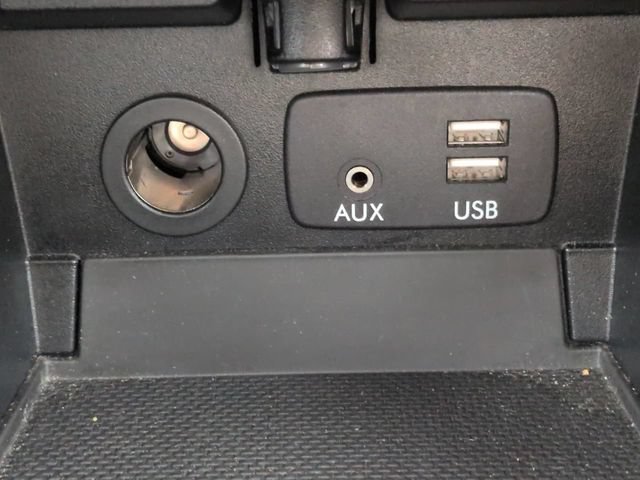 Used 2017 Subaru Legacy 2.5i Premium w/ Moonroof Package AWD/4WD image 21