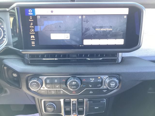 New 2026 Jeep Gladiator Sport AWD/4WD image 12