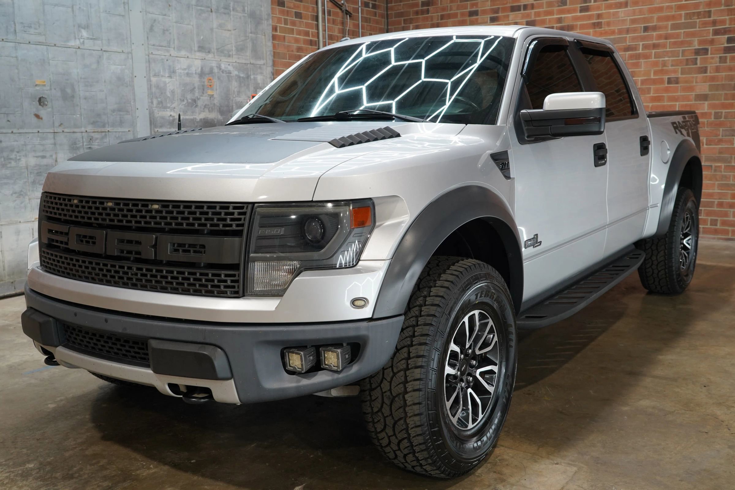 Used 2014 Ford F150 Raptor w/ Equipment Group 801A Luxury image 20