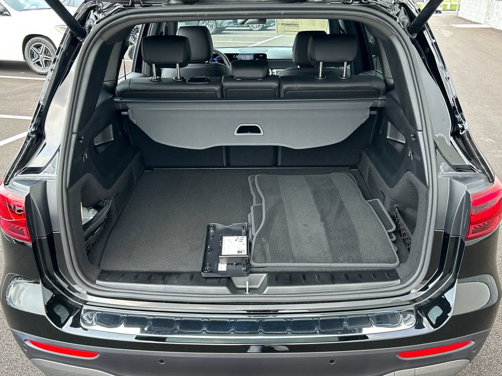 New 2026 Mercedes-Benz GLB 250 4MATIC image 7