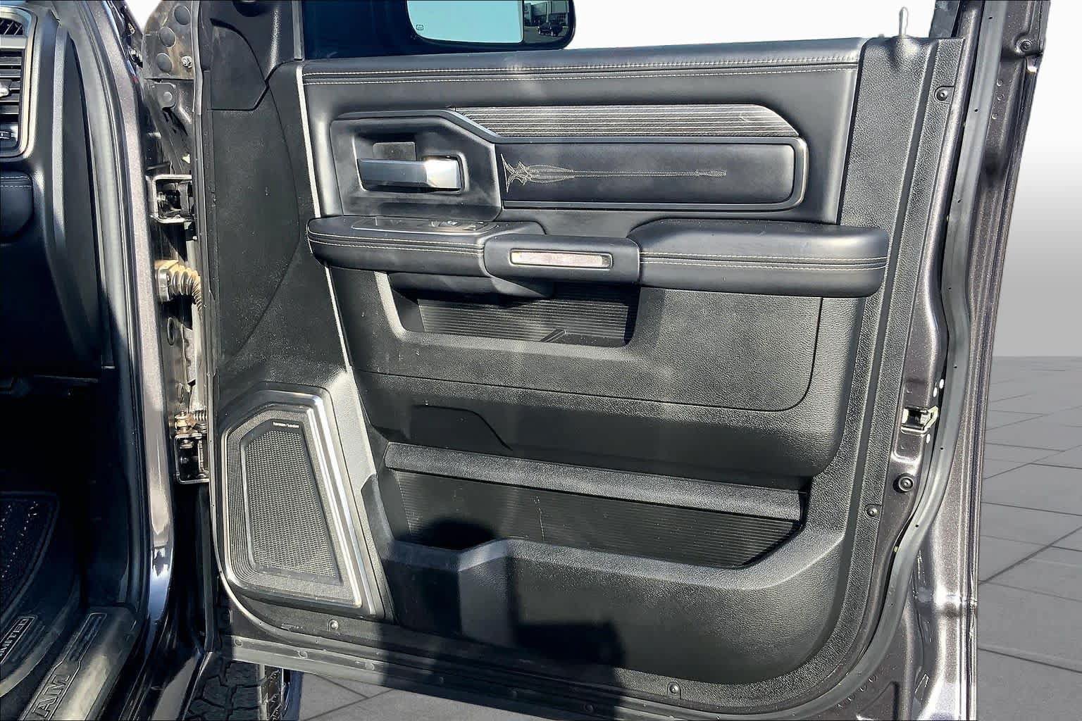 Used 2021 RAM 2500 Limited AWD/4WD image 23