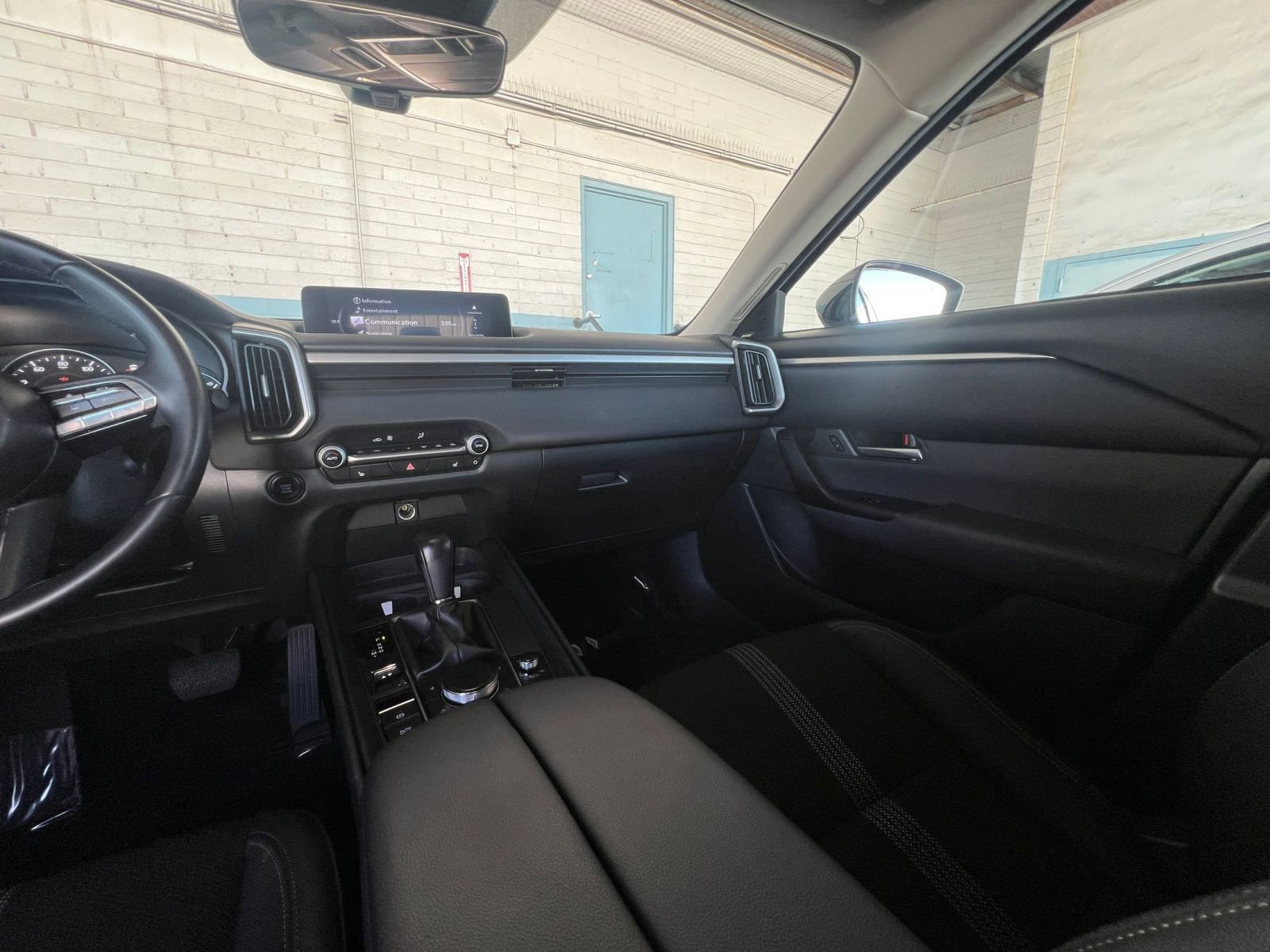 Used 2025 MAZDA CX-50 AWD 2.5 S w/ Premium Package image 35