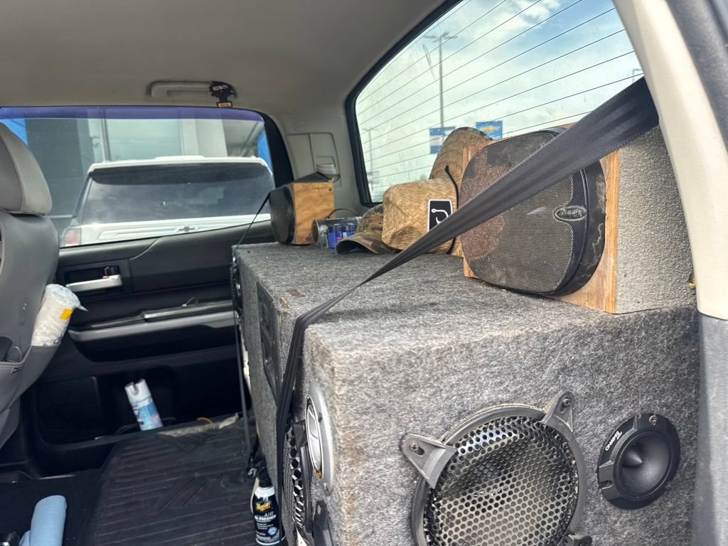 Used 2019 Toyota Tundra SR5 w/ SR5 Upgrade Package RWD image 10