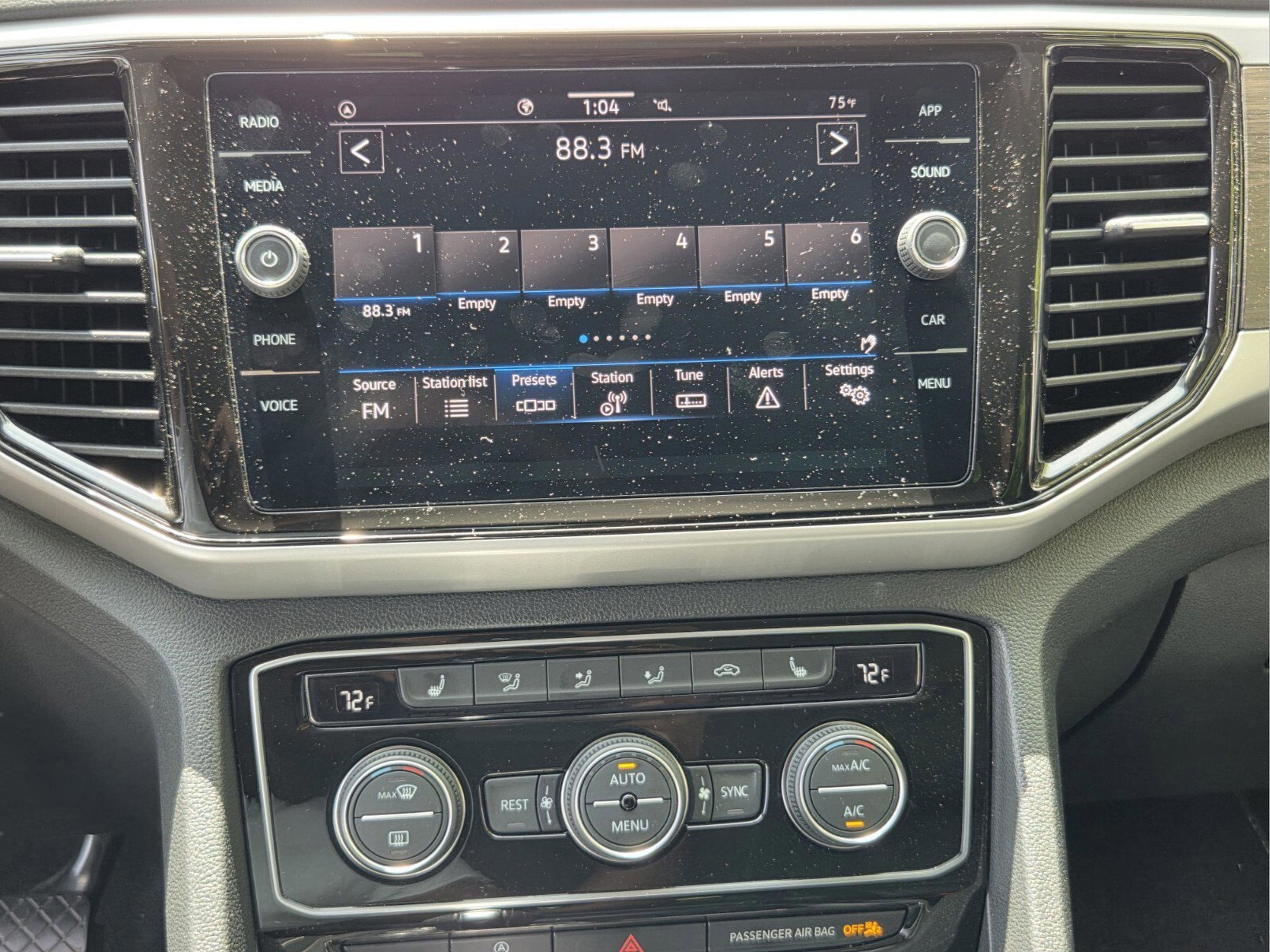 Used 2022 Volkswagen Atlas SE FWD image 18