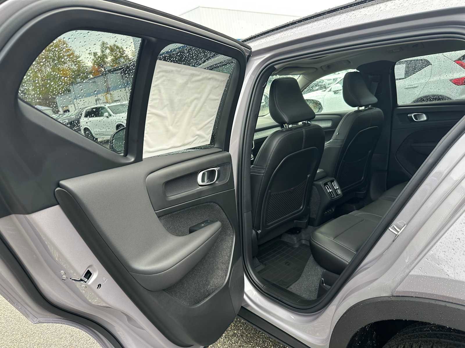 New 2026 Volvo XC40 B5 Plus w/ Climate Package image 16