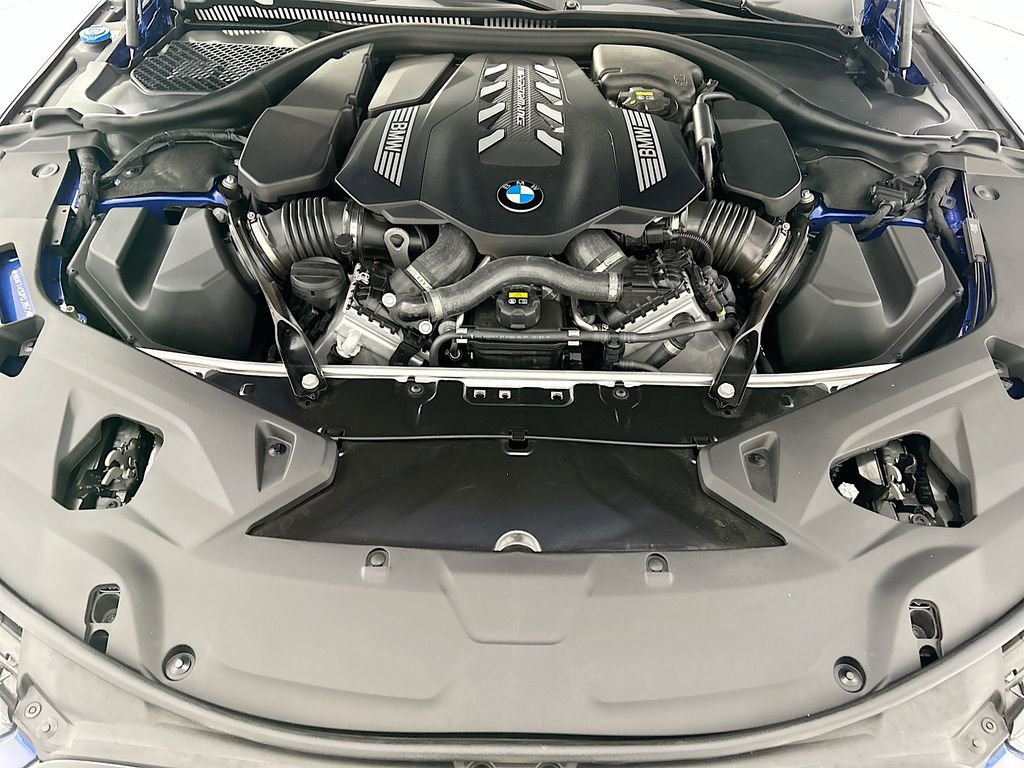 Used 2023 BMW M850i xDrive Convertible w/ M Carbon Exterior Package AWD/4WD image 33