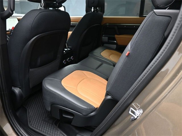 Used 2024 Land Rover Defender 130 X image 20