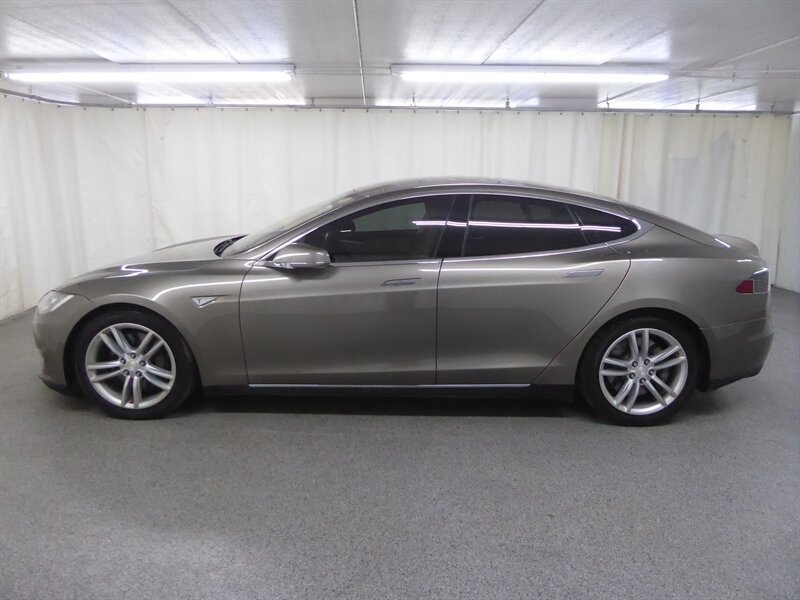 Used 2015 Tesla Model S 85D AWD/4WD image 4