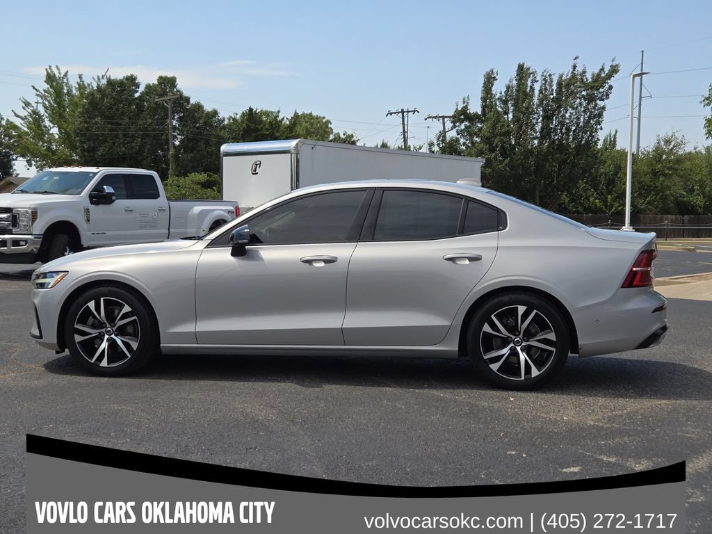 Used 2024 Volvo S60 B5 Plus w/ Protection Package Premier FWD image 3