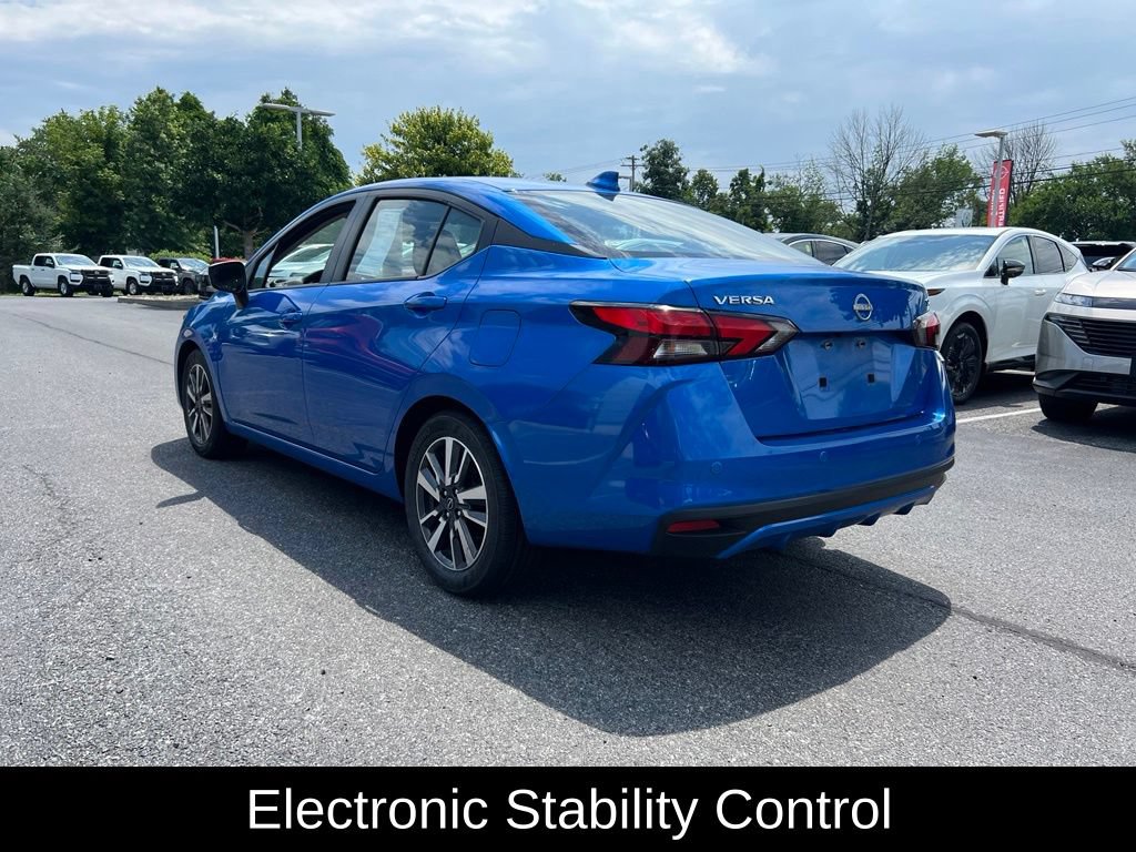 Used 2023 Nissan Versa SV FWD image 11