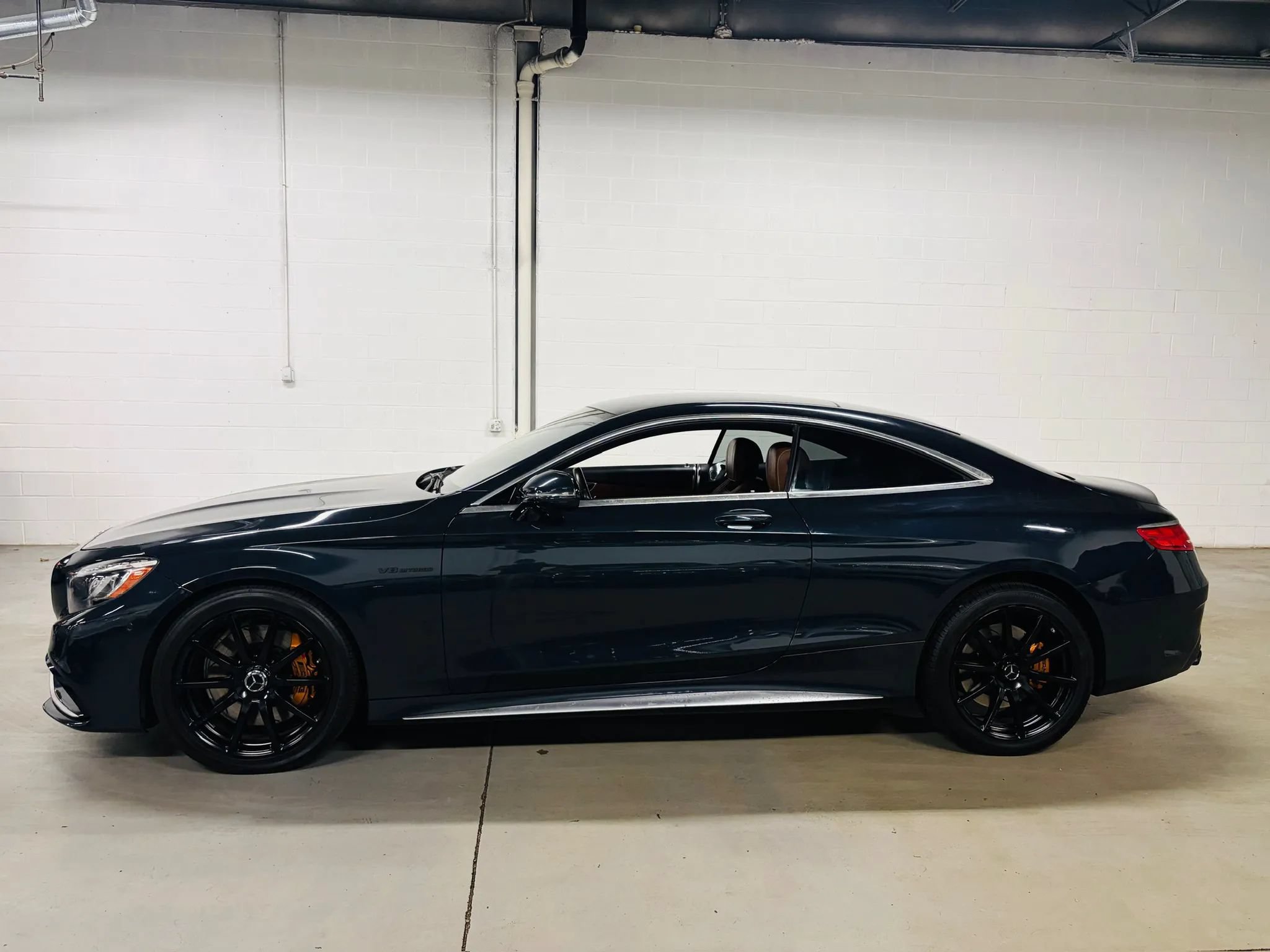 Used 2016 Mercedes-Benz S 63 AMG 4MATIC Coupe w/ Driver Assistance Package image 5