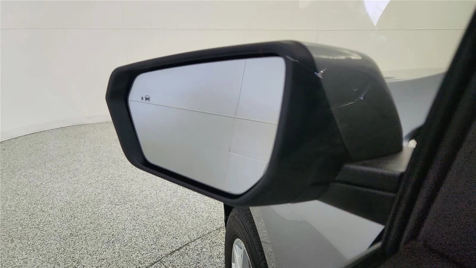 Used 2024 Chevrolet Equinox LT w/ LPO, Floor Liner Package image 24