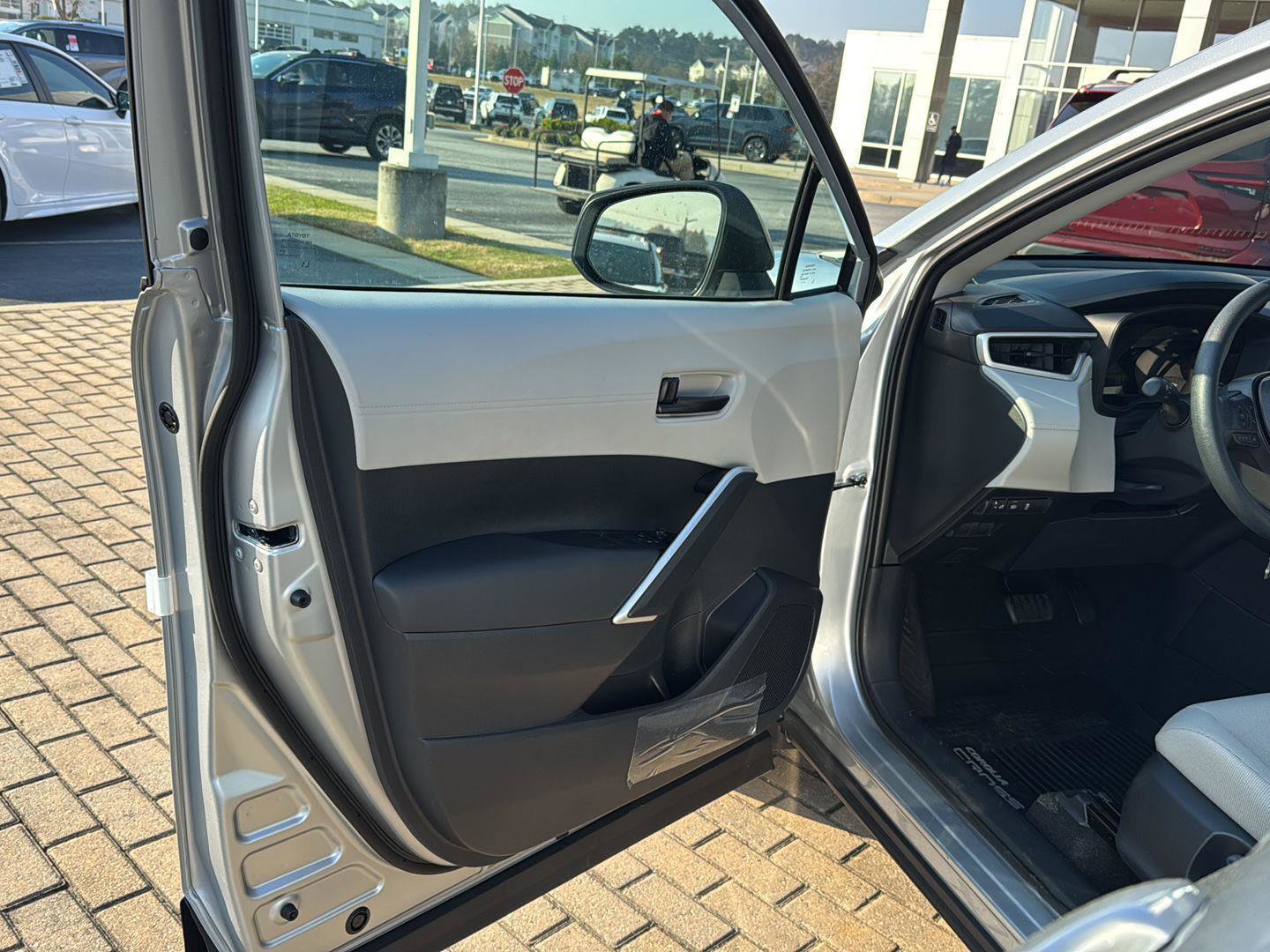 New 2026 Toyota Corolla Cross L image 15