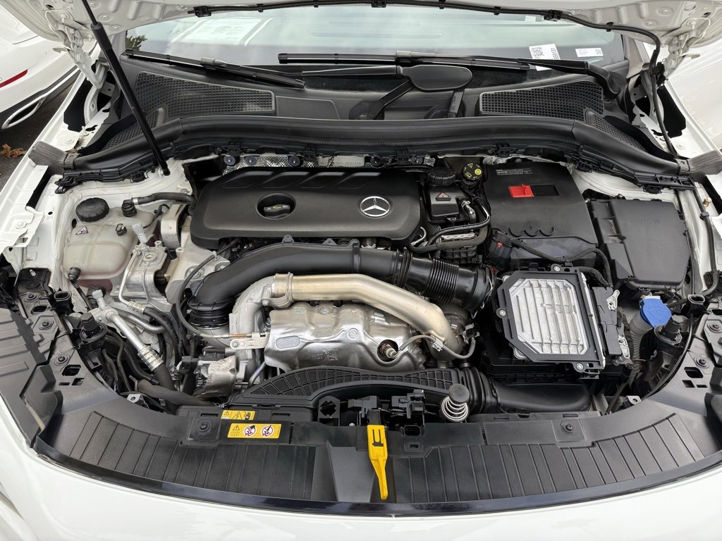 Certified 2025 Mercedes-Benz GLA 250 4MATIC image 12