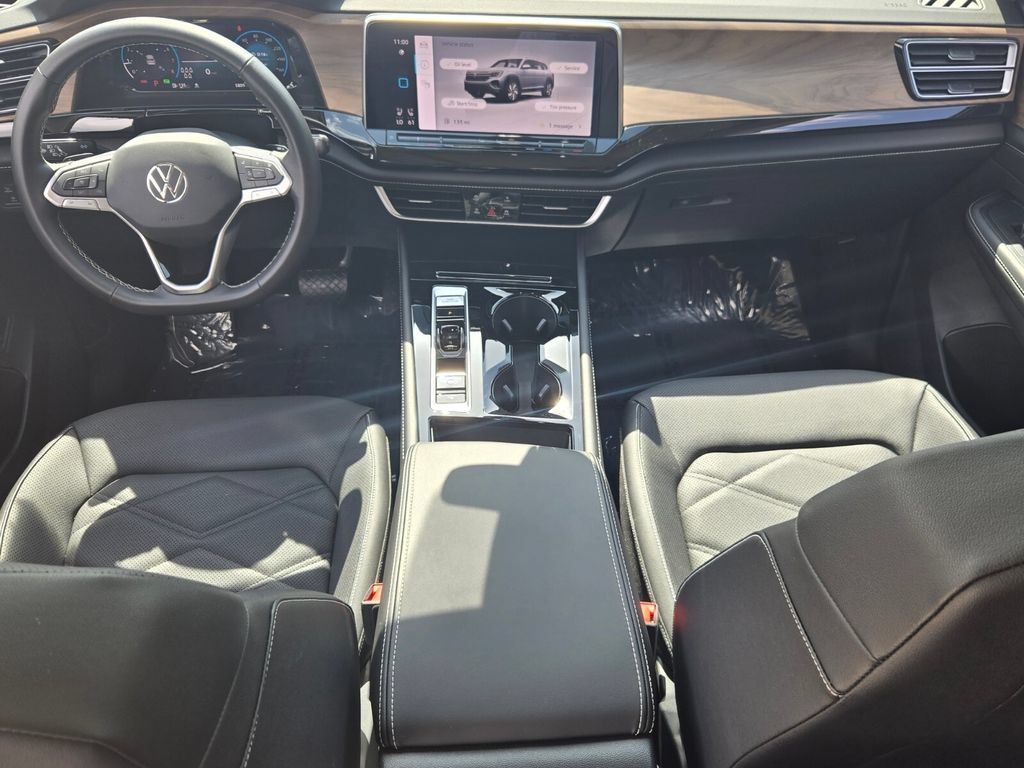 Certified 2026 Volkswagen Atlas SE FWD image 13