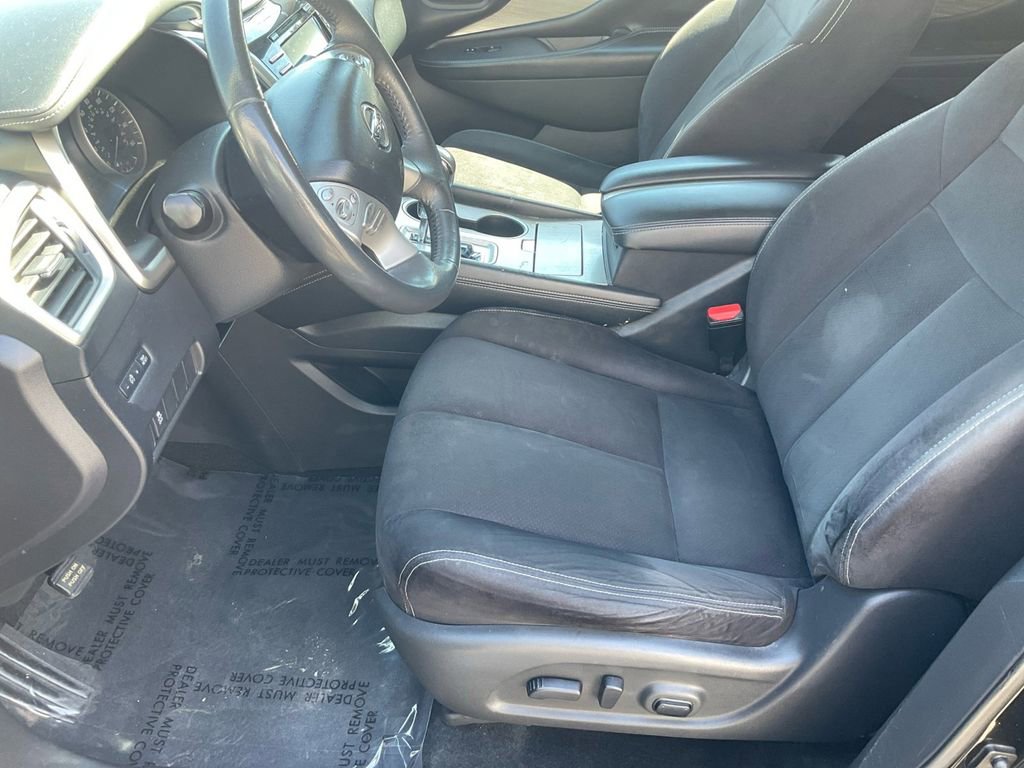 Used 2017 Nissan Murano SV image 12