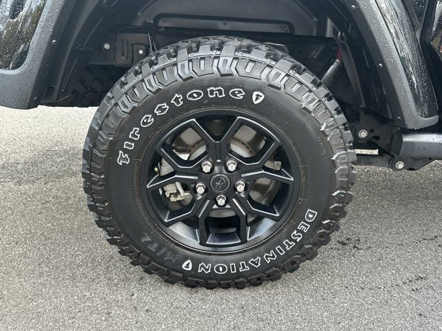 Certified 2024 Jeep Gladiator Willys image 20