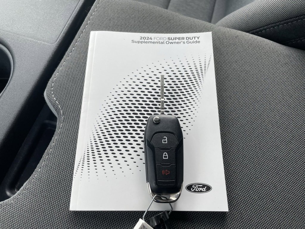 Used 2024 Ford F250 XL w/ STX Appearance Package image 43