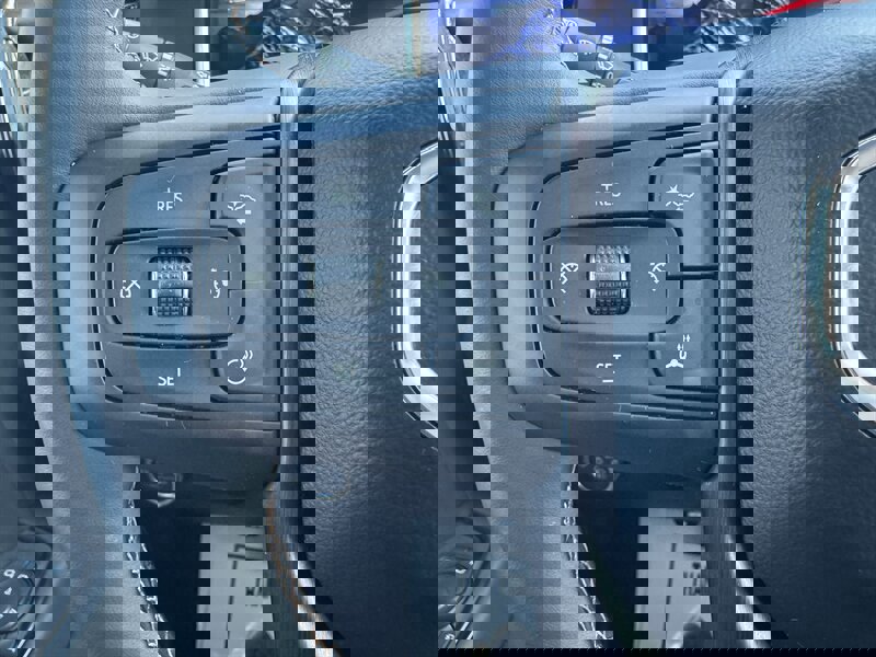 Used 2025 GMC Sierra 2500 AT4 w/ AT4 Premium Plus Package image 13