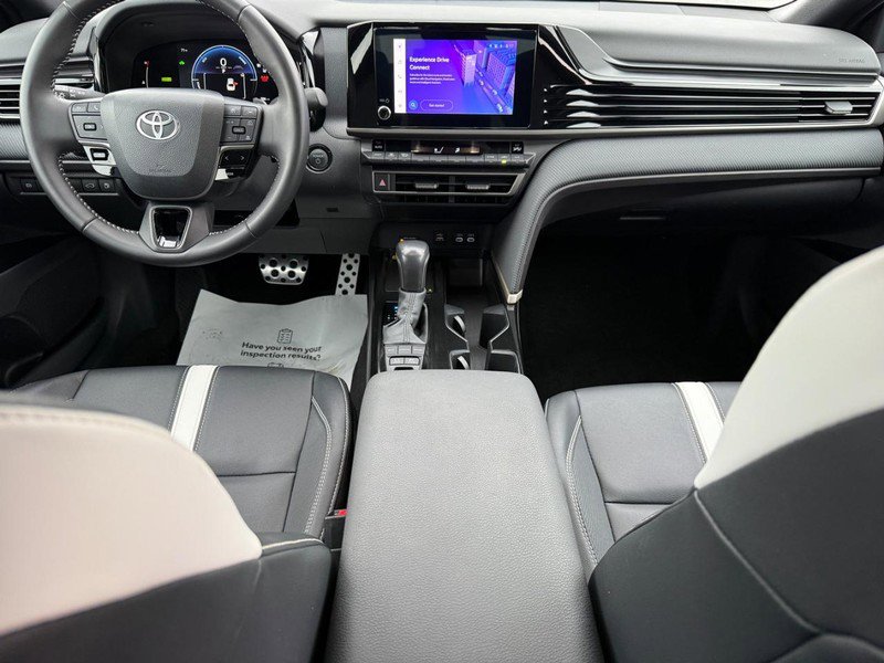 Certified 2025 Toyota Camry SE image 12