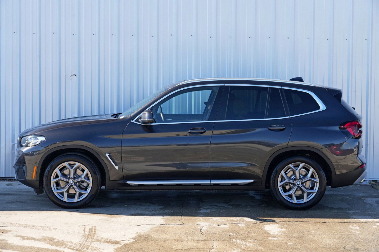 Used 2024 BMW X3 xDrive30i w/ Premium Package w/ZPA image 50