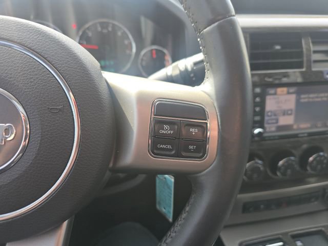 Used 2012 Jeep Liberty Limited Jet w/ Comfort/Convenience Group image 19