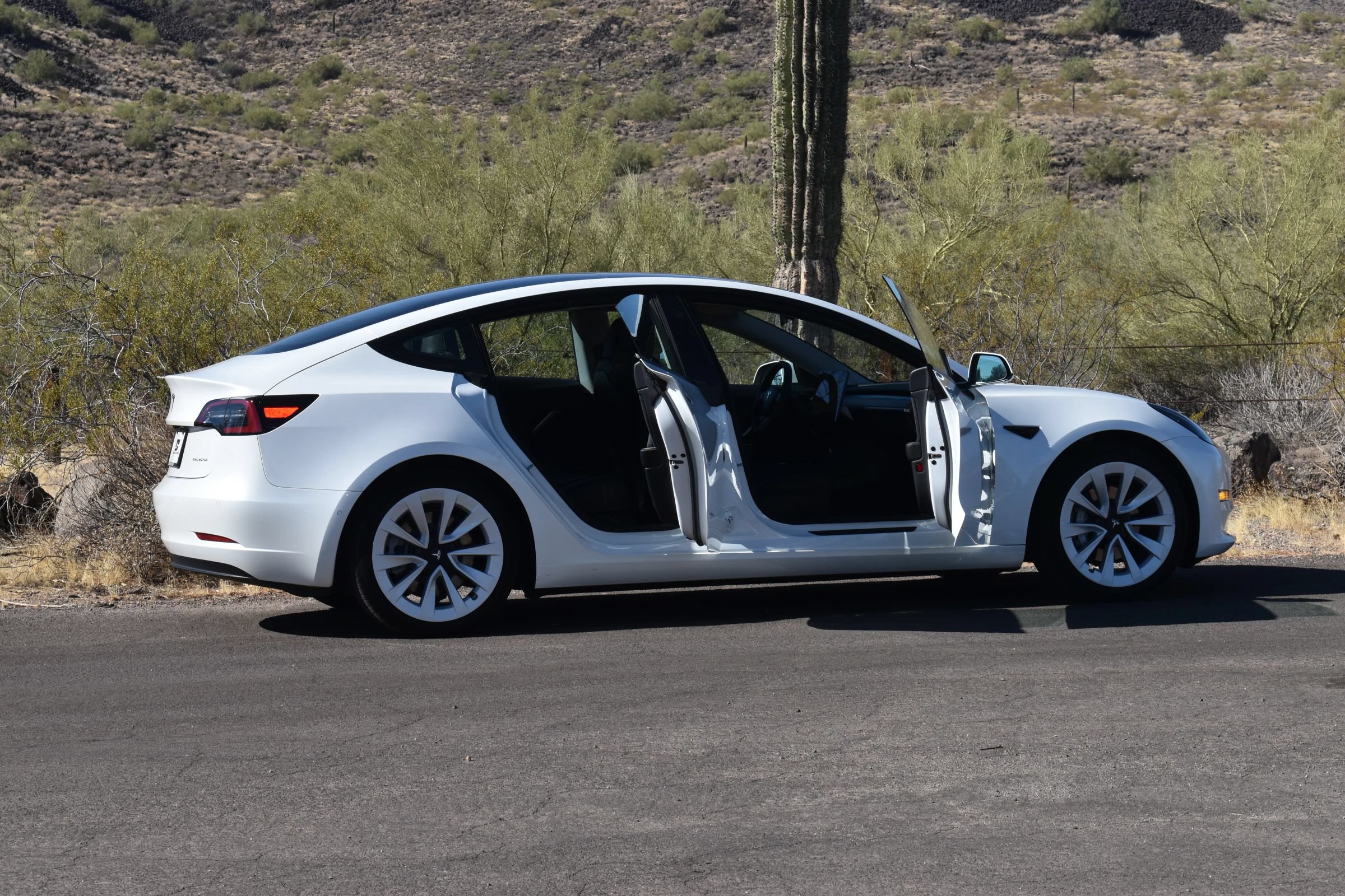 Used 2023 Tesla Model 3 Standard Range RWD image 7