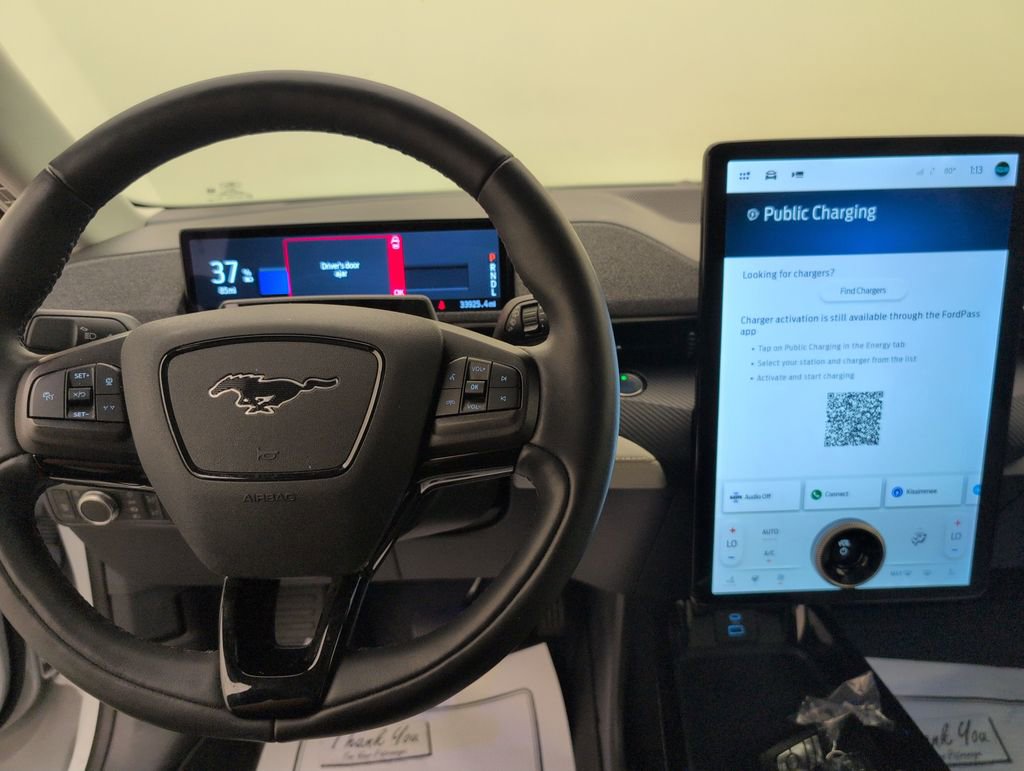Used 2022 Ford Mustang Mach-E Premium AWD/4WD image 23