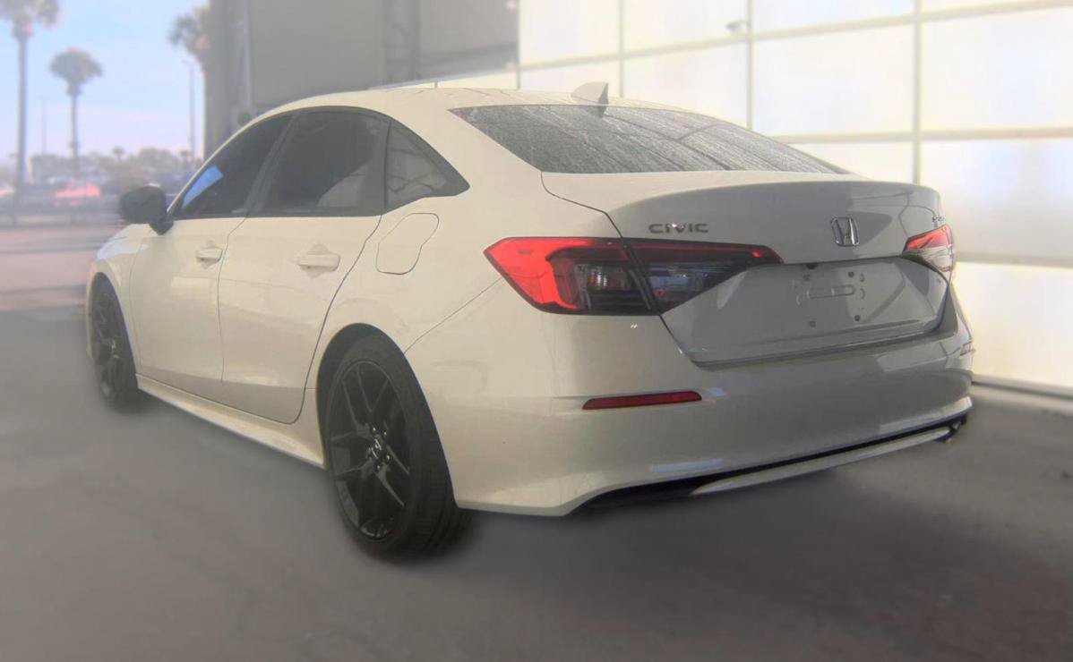 Used 2023 Honda Civic Sport image 6