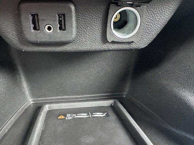 Used 2023 Chevrolet Traverse LT image 26