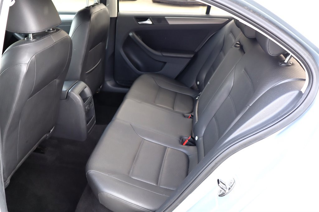 Used 2013 Volkswagen Jetta TDI image 18