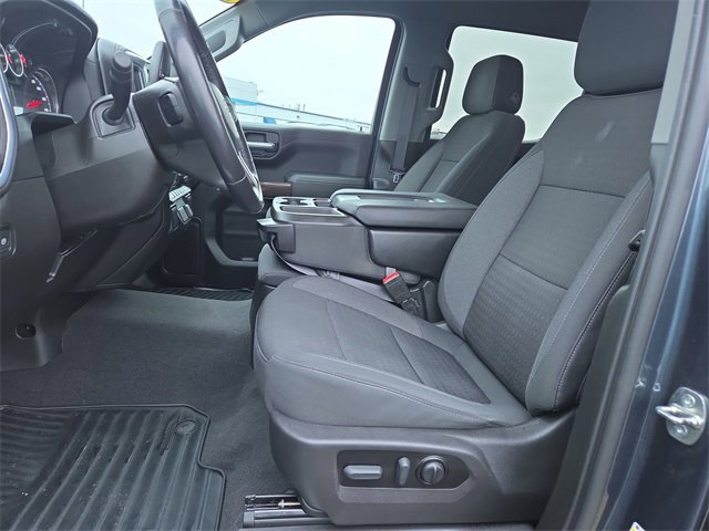 Used 2022 Chevrolet Silverado 1500 LT image 10