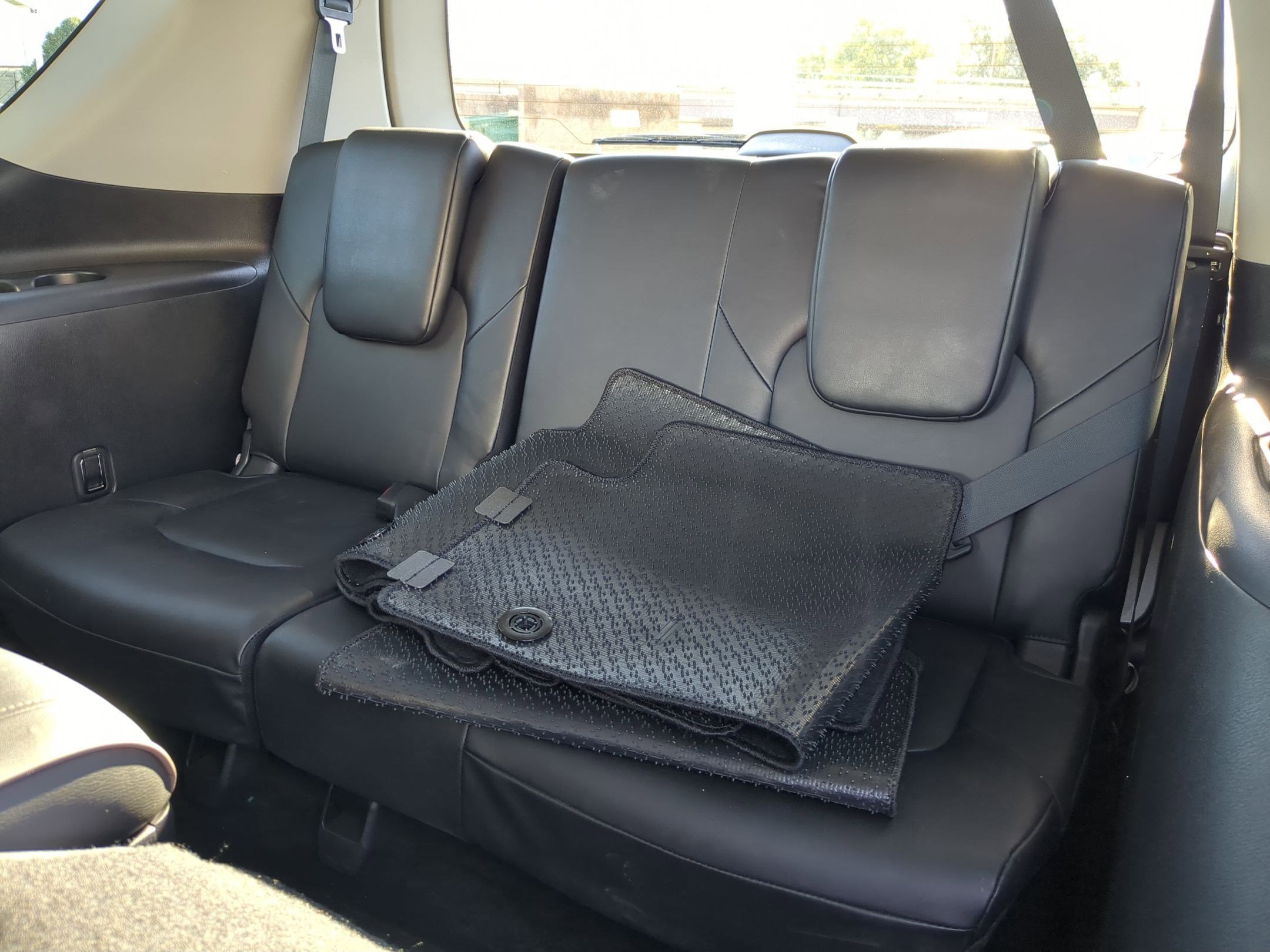 Used 2023 Nissan Armada Platinum w/ Captain's Chairs Package image 21