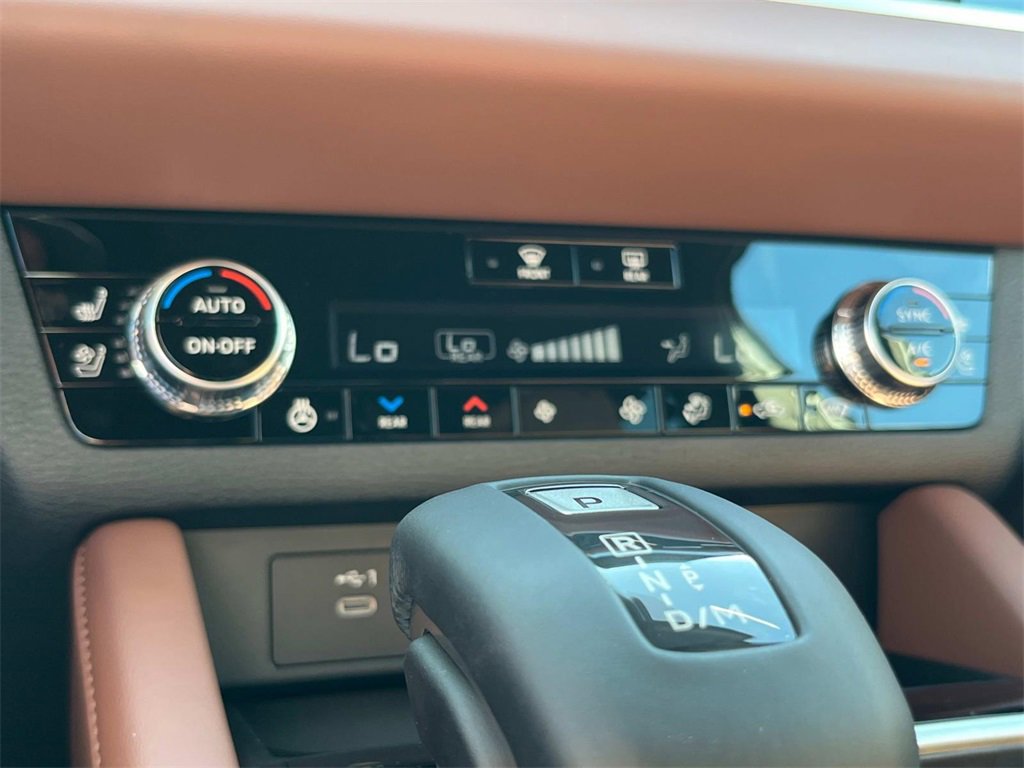 New 2025 Mitsubishi Outlander SEL image 22