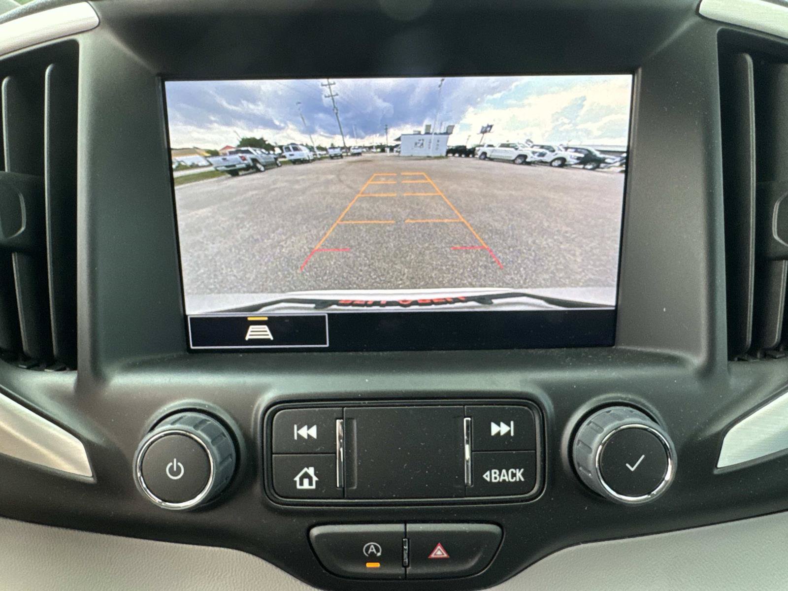 Used 2022 GMC Terrain SLT w/ LPO, Floor Liner Package FWD image 28