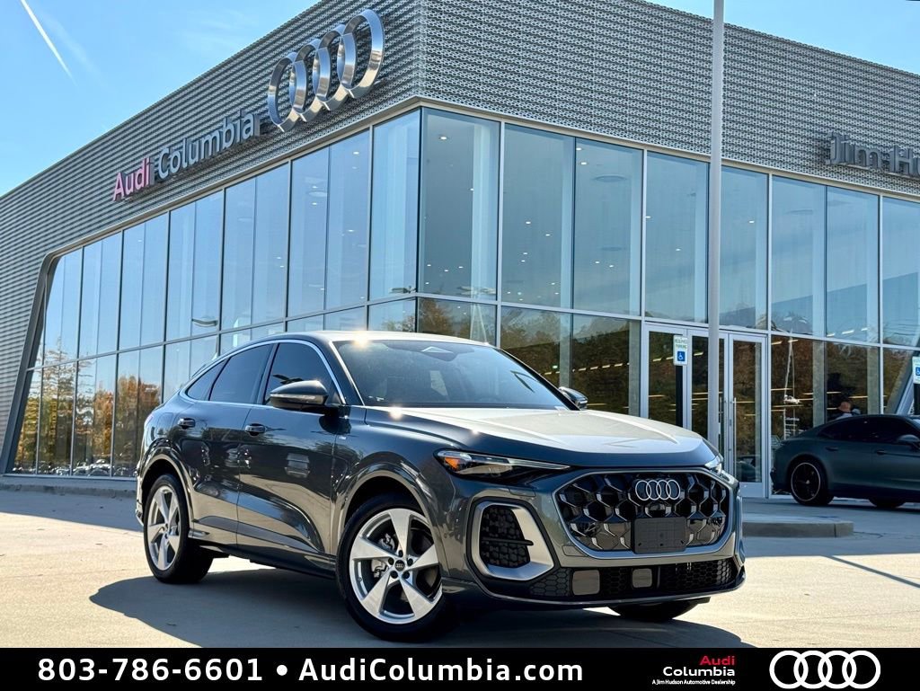 New 2025 Audi Q5 Prestige