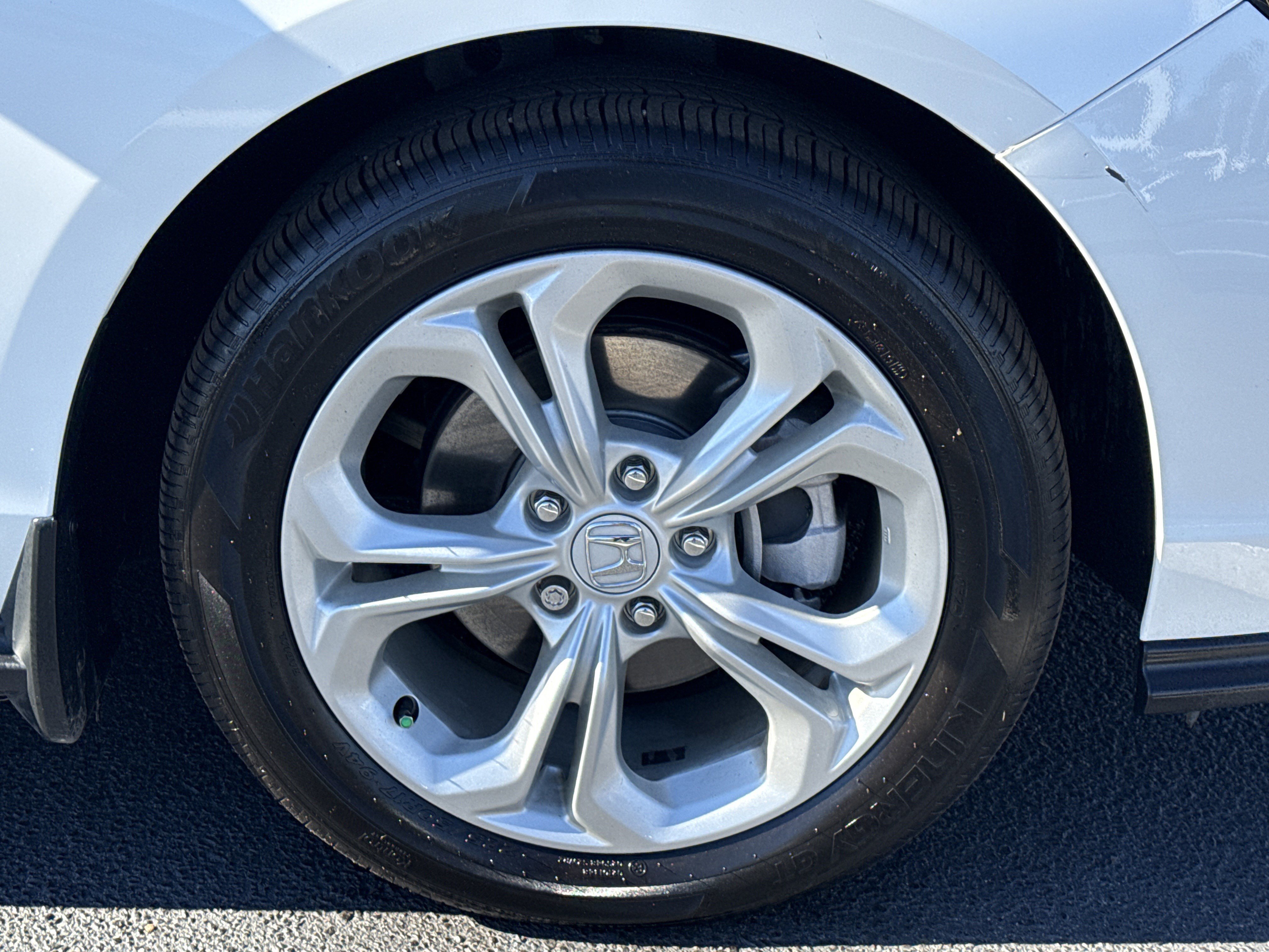 Used 2023 Honda Accord LX image 13