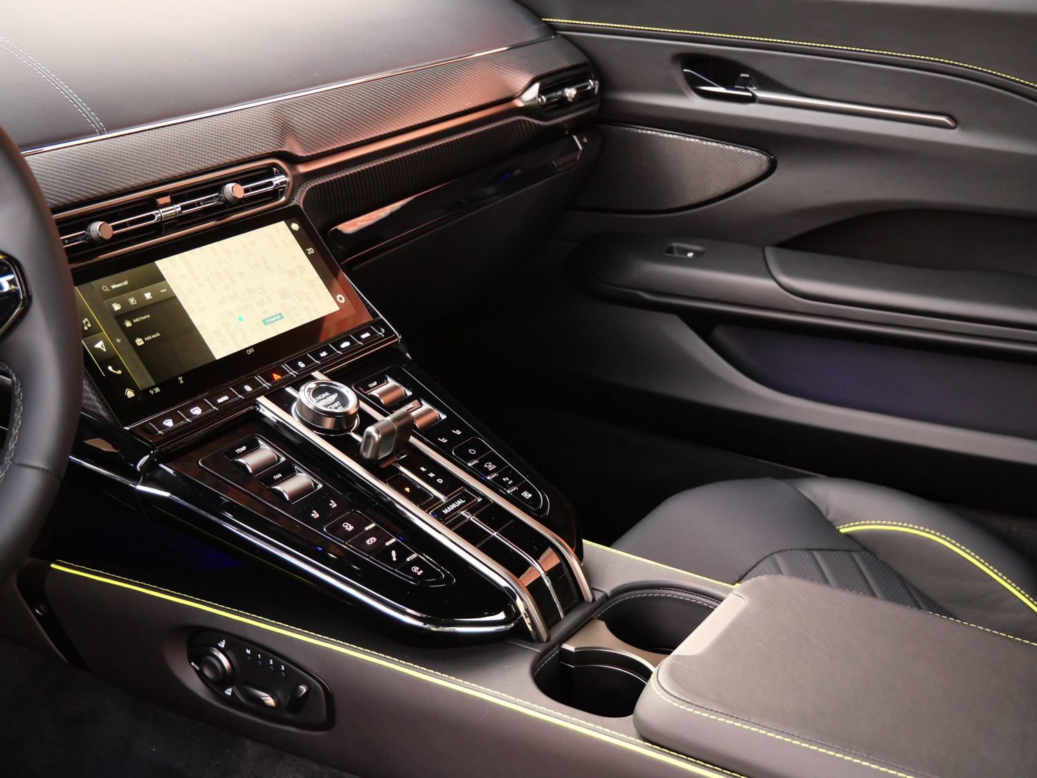 New 2026 Aston Martin V8 Vantage S RWD image 14