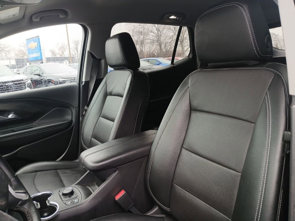 Certified 2024 GMC Terrain SLT image 13
