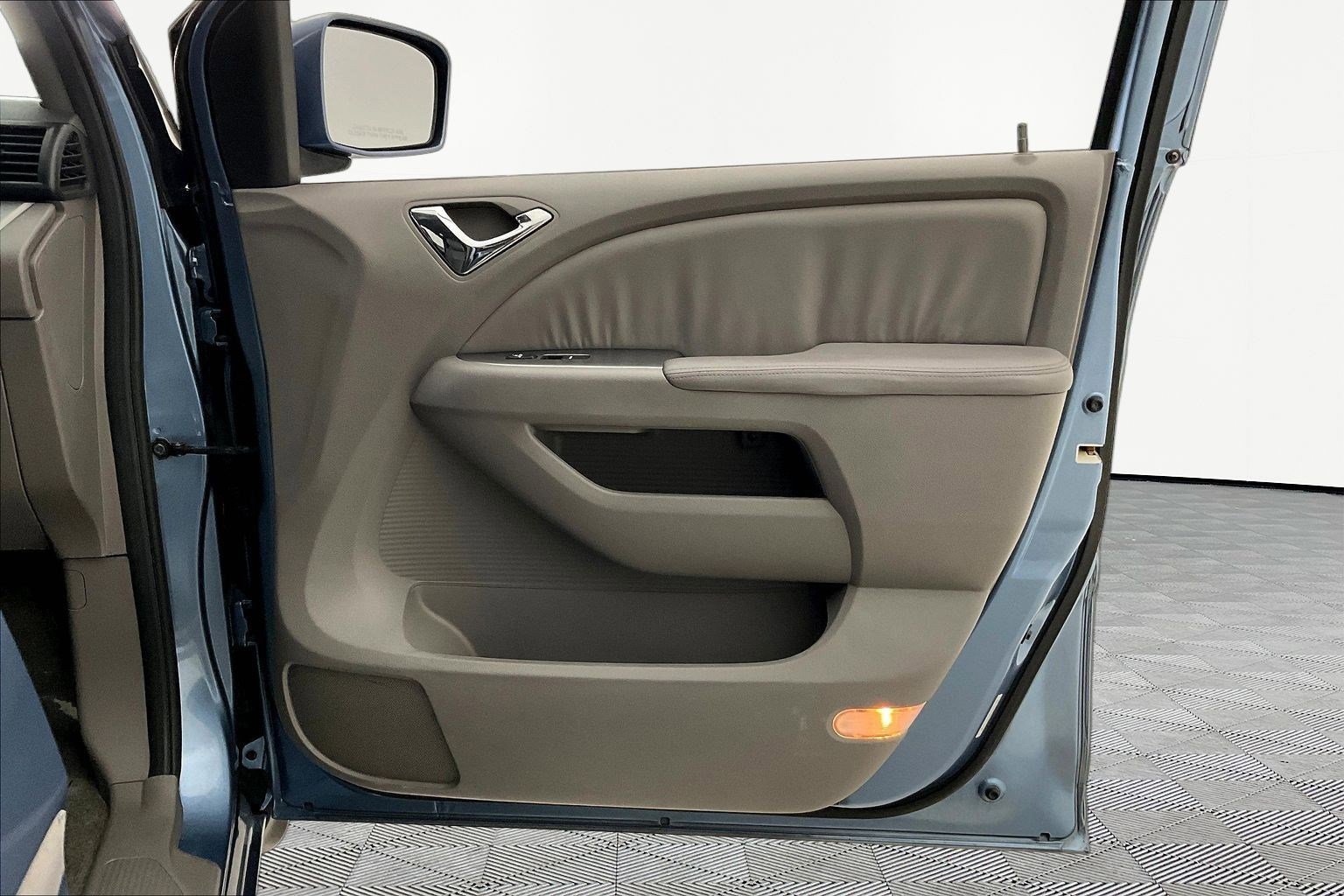 Used 2010 Honda Odyssey EX-L image 28