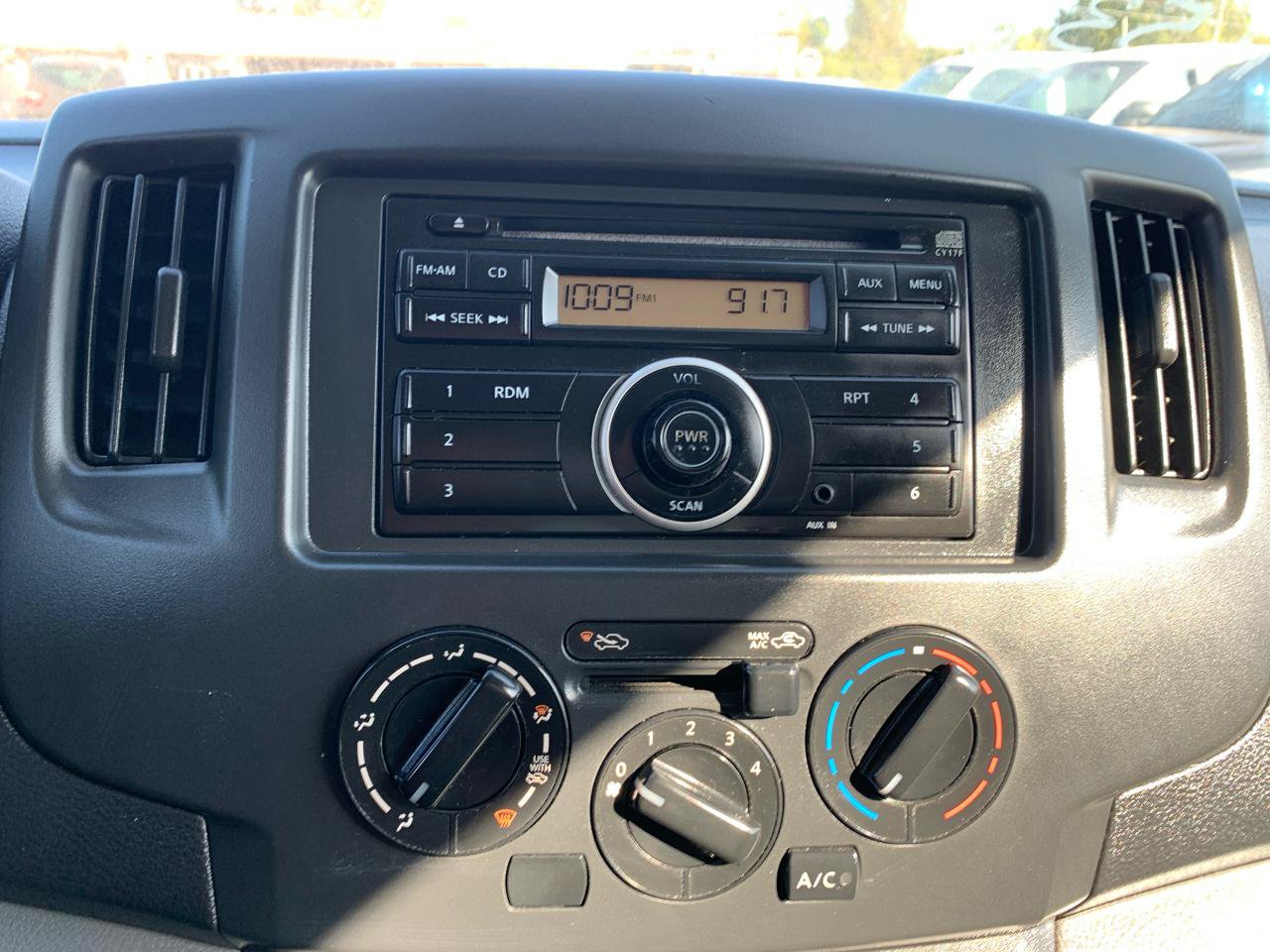 Used 2015 Chevrolet City Express LS FWD image 17
