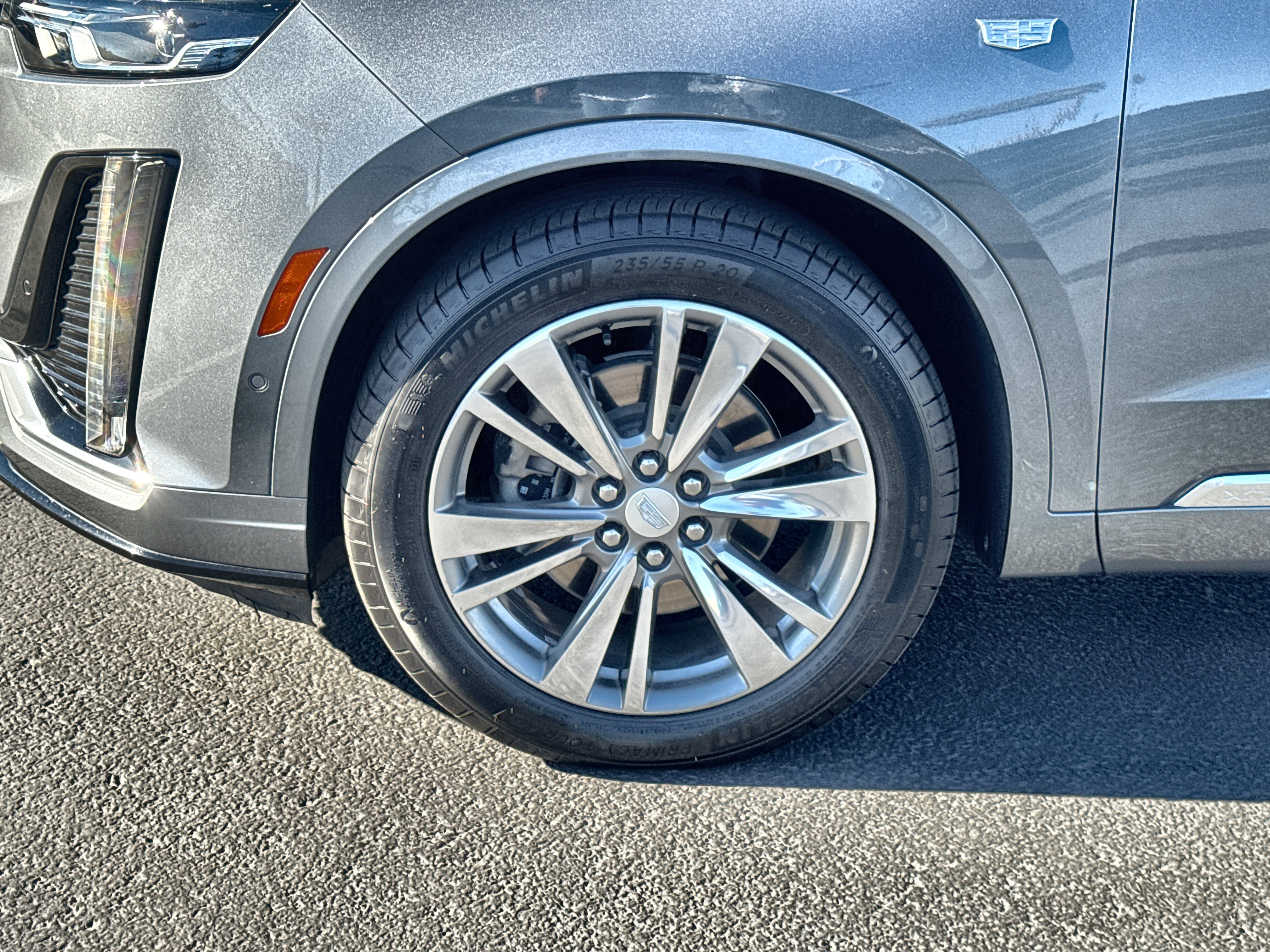 Used 2021 Cadillac XT6 Premium Luxury image 34