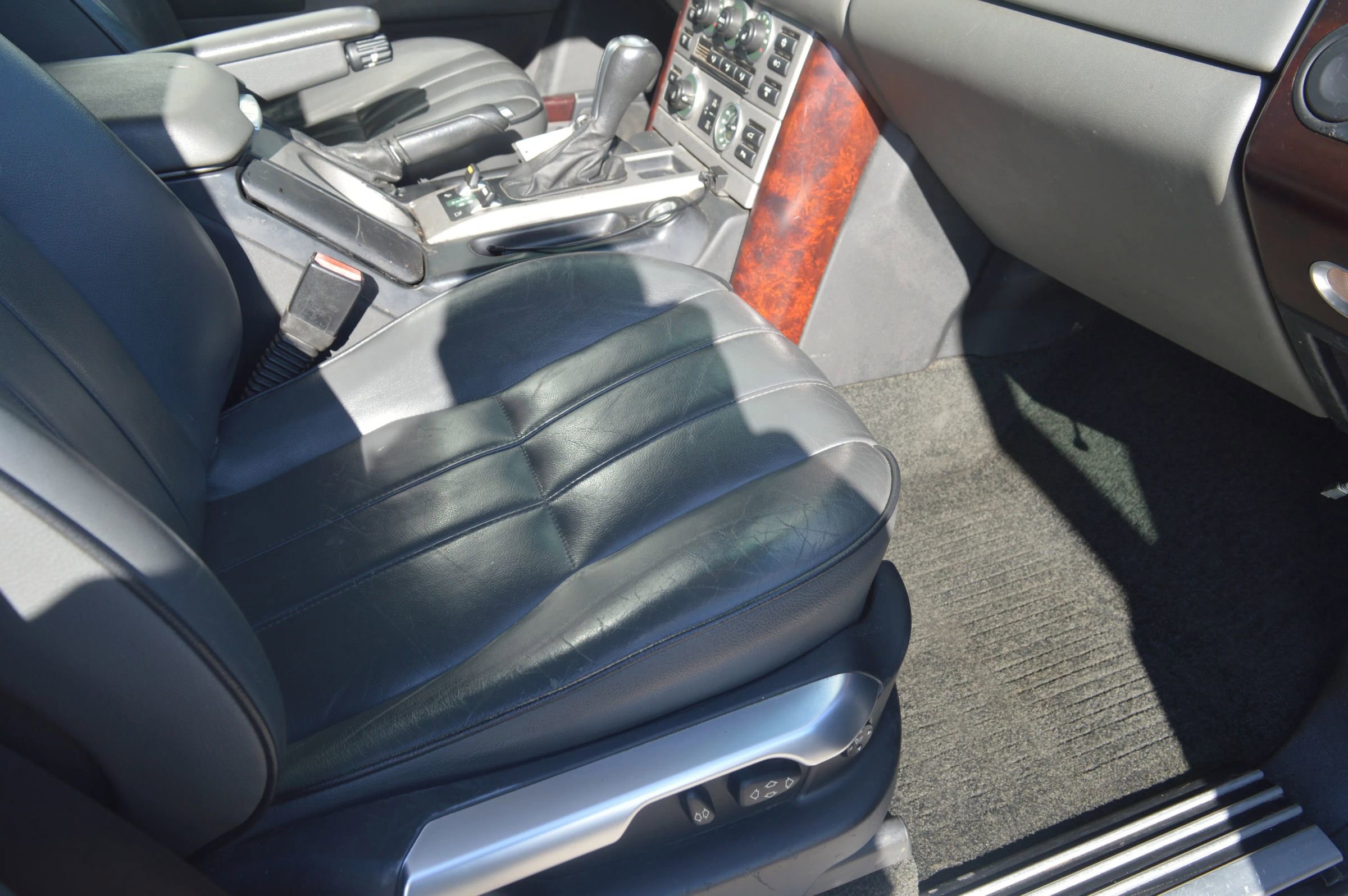 Used 2006 Land Rover Range Rover HSE image 17