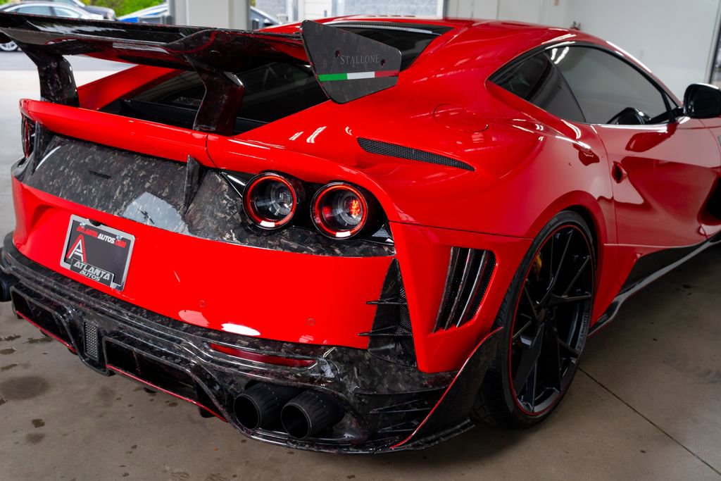 Used 2020 Ferrari 812 Superfast image 38