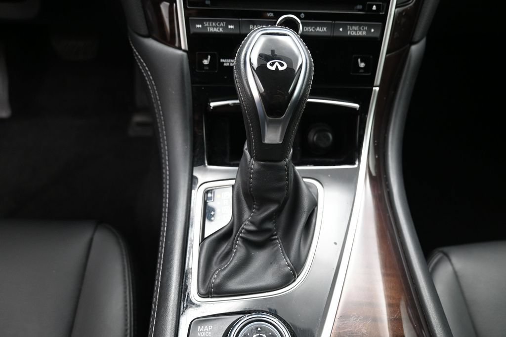 Used 2018 INFINITI Q50 Luxe w/ Essential Package (3.0T Luxe) AWD/4WD image 25