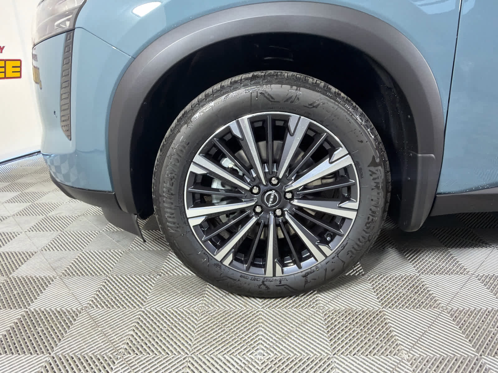 New 2026 Nissan Pathfinder Platinum AWD/4WD image 10