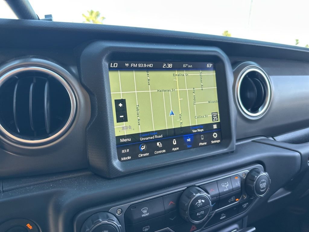 Used 2023 Jeep Wrangler Unlimited Rubicon 4xe image 12